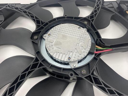 Ventola di raffreddamento elettrica per radiatore per VW Multivan 850W 7E0121205B 7E0121205J