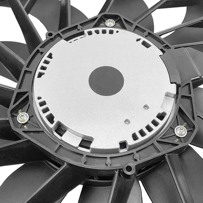E83 Ventilatore di raffreddamento del radiatore per tensione del motore 600W ISO TS15949 Certificato 17113442089 17423442096